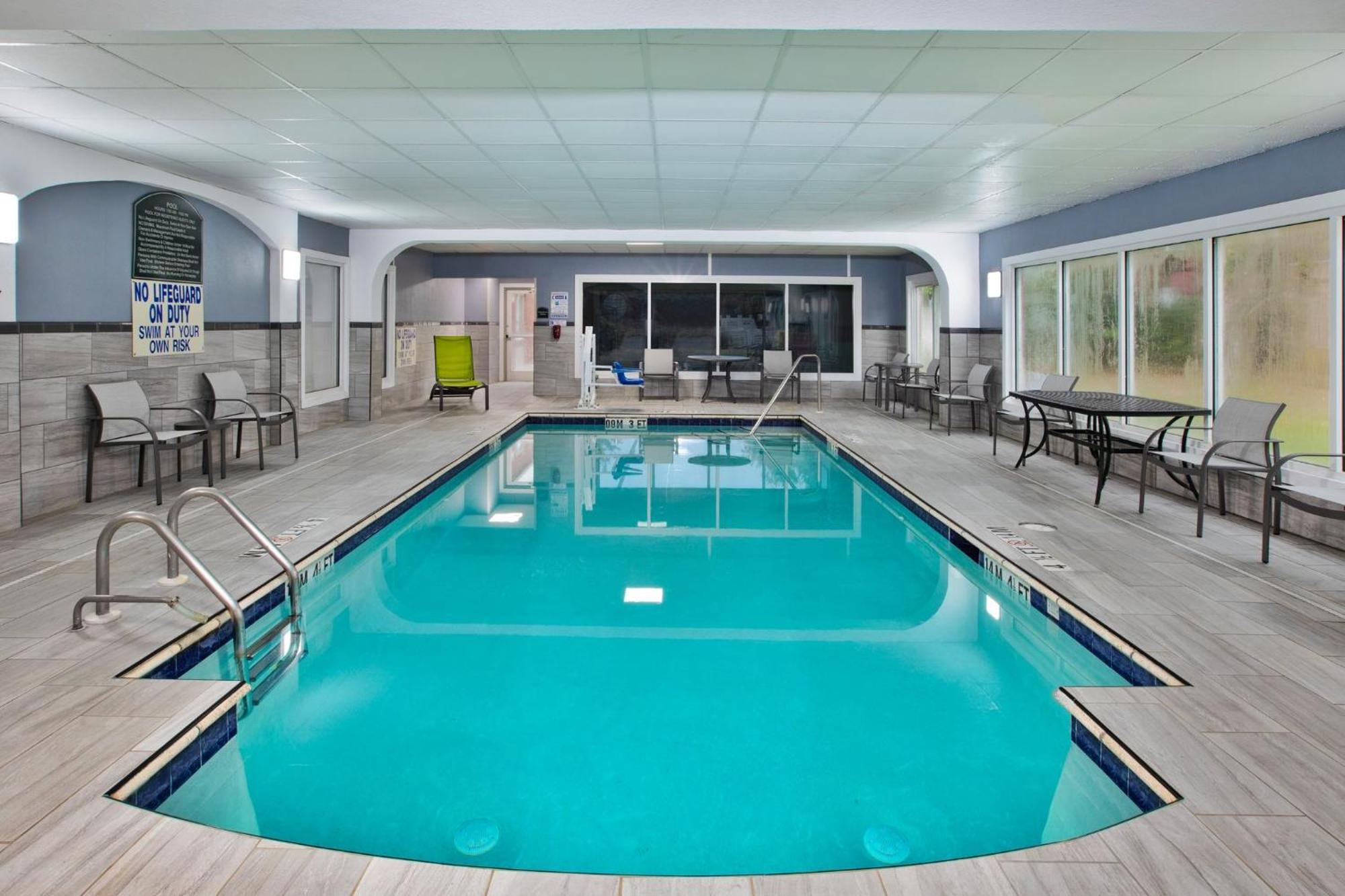 Holiday Inn Express Hotel & Suites - Sumter By Ihg Exteriér fotografie
