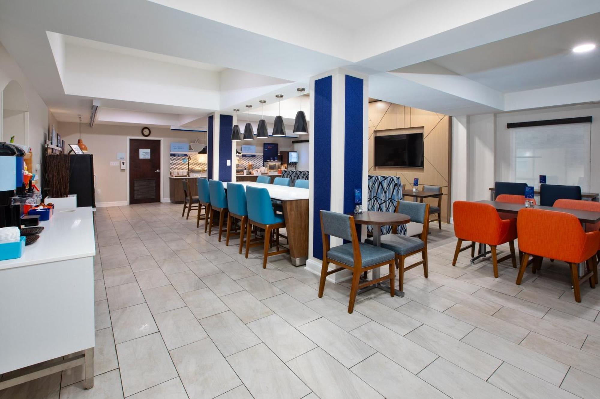 Holiday Inn Express Hotel & Suites - Sumter By Ihg Exteriér fotografie