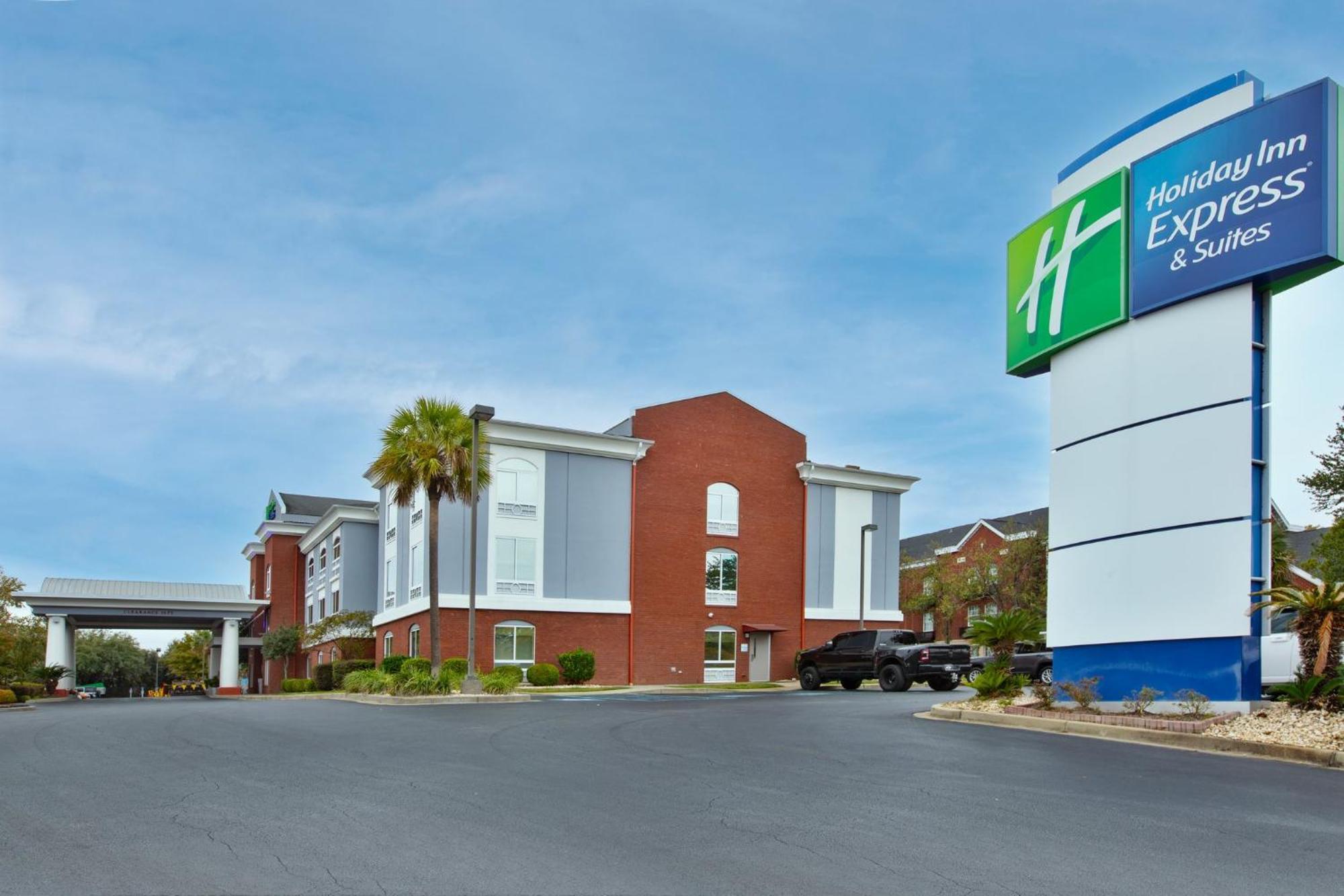 Holiday Inn Express Hotel & Suites - Sumter By Ihg Exteriér fotografie